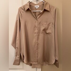 &Merci Oversized Silky Gold Button-Down with Pocket Size Medium